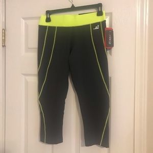 NEW with Tags! 🙌 BCG Training Crop Leggings